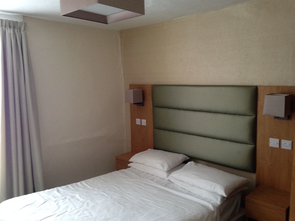 New Inn Hotel Lechlade Dış mekan fotoğraf