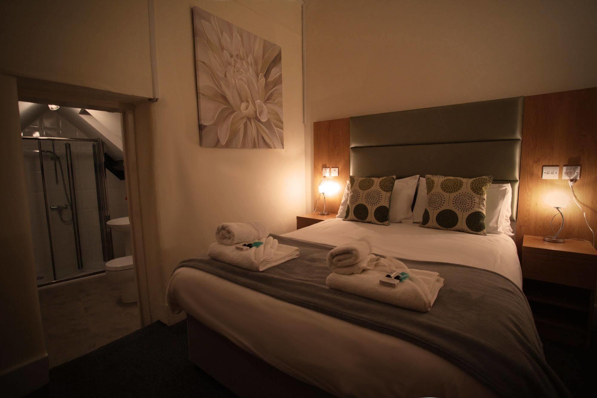 New Inn Hotel Lechlade Dış mekan fotoğraf