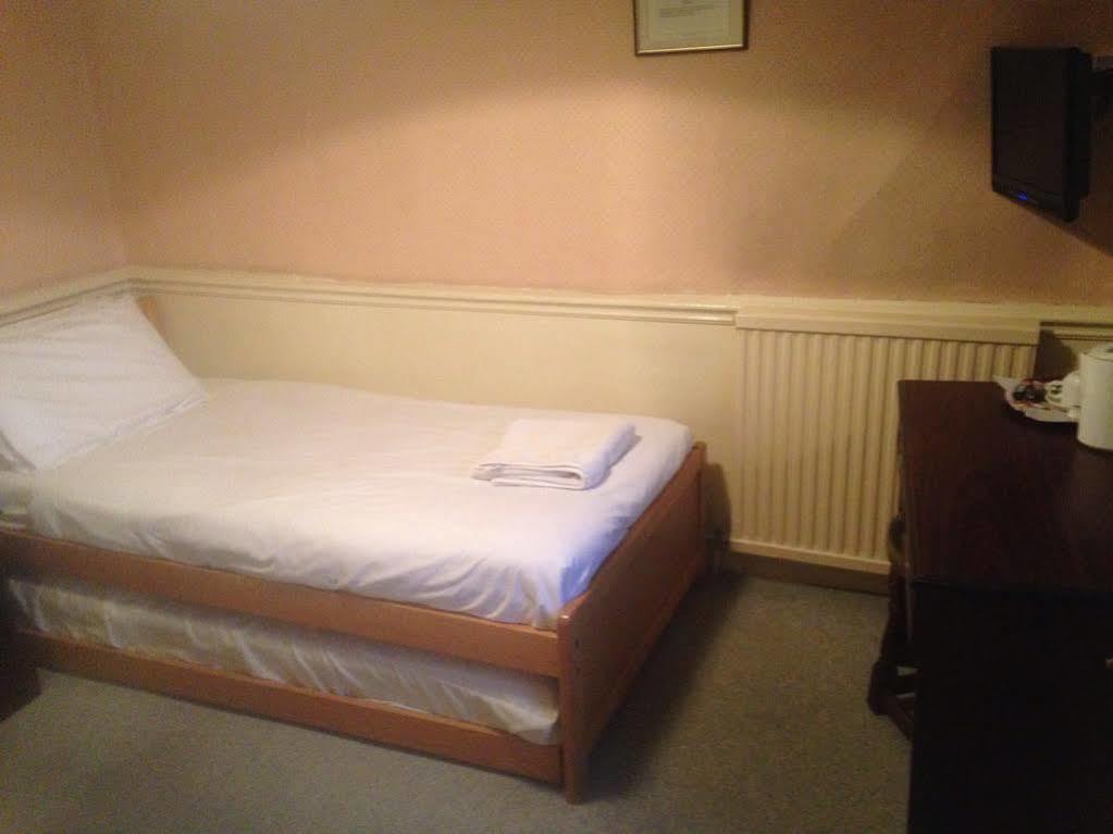 New Inn Hotel Lechlade Dış mekan fotoğraf