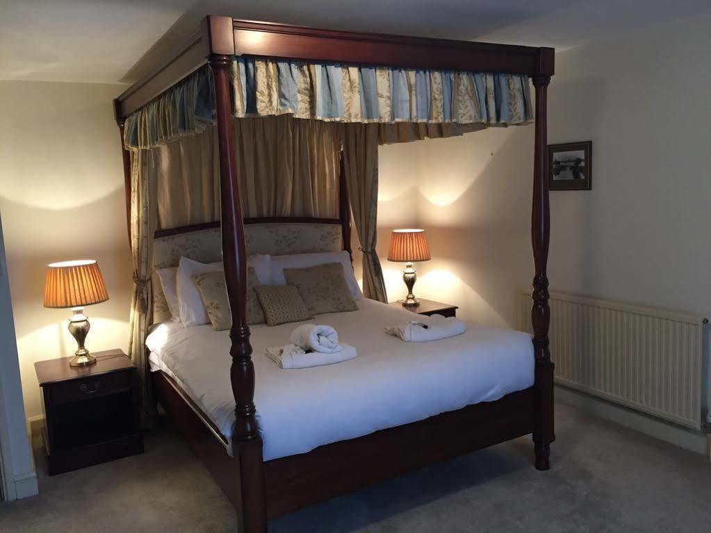 New Inn Hotel Lechlade Dış mekan fotoğraf